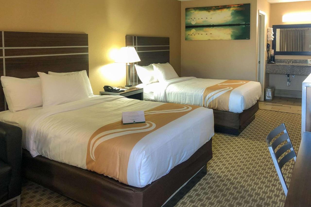 Quality Inn Madisonville Exterior photo